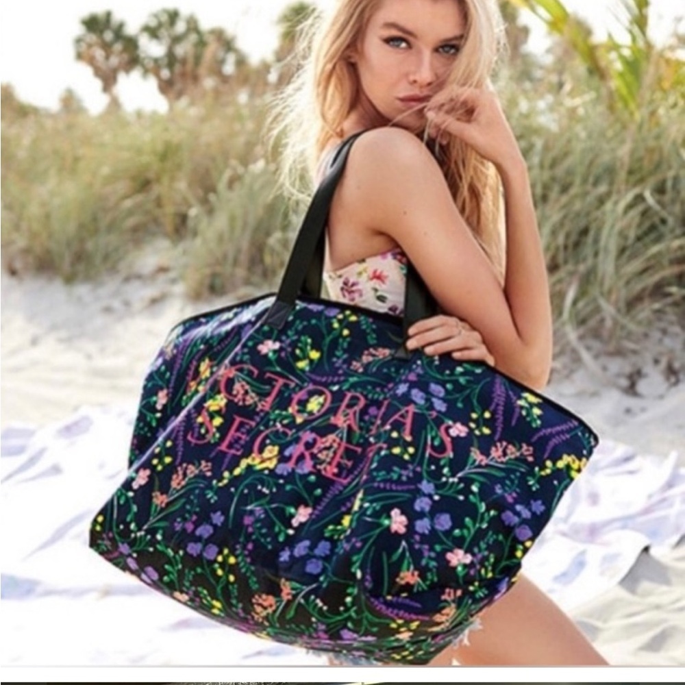 VICTORIA SECRET Floral Canvas Weekender Tote In Floral